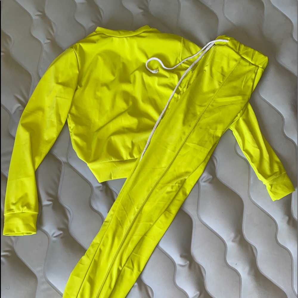 LIME GREEN TRACKSUIT